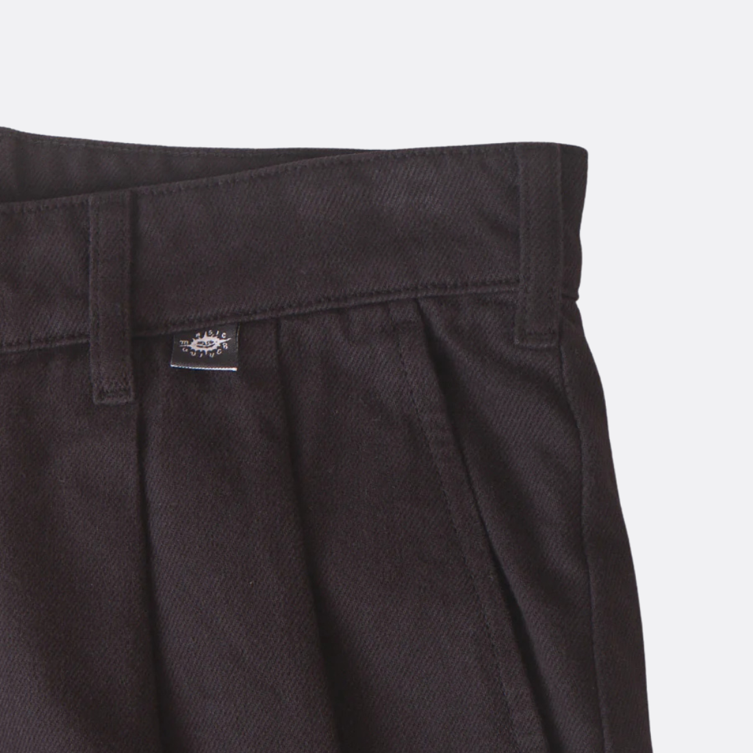 <PRODUCTTITLE> in Black by Magic Quiver.