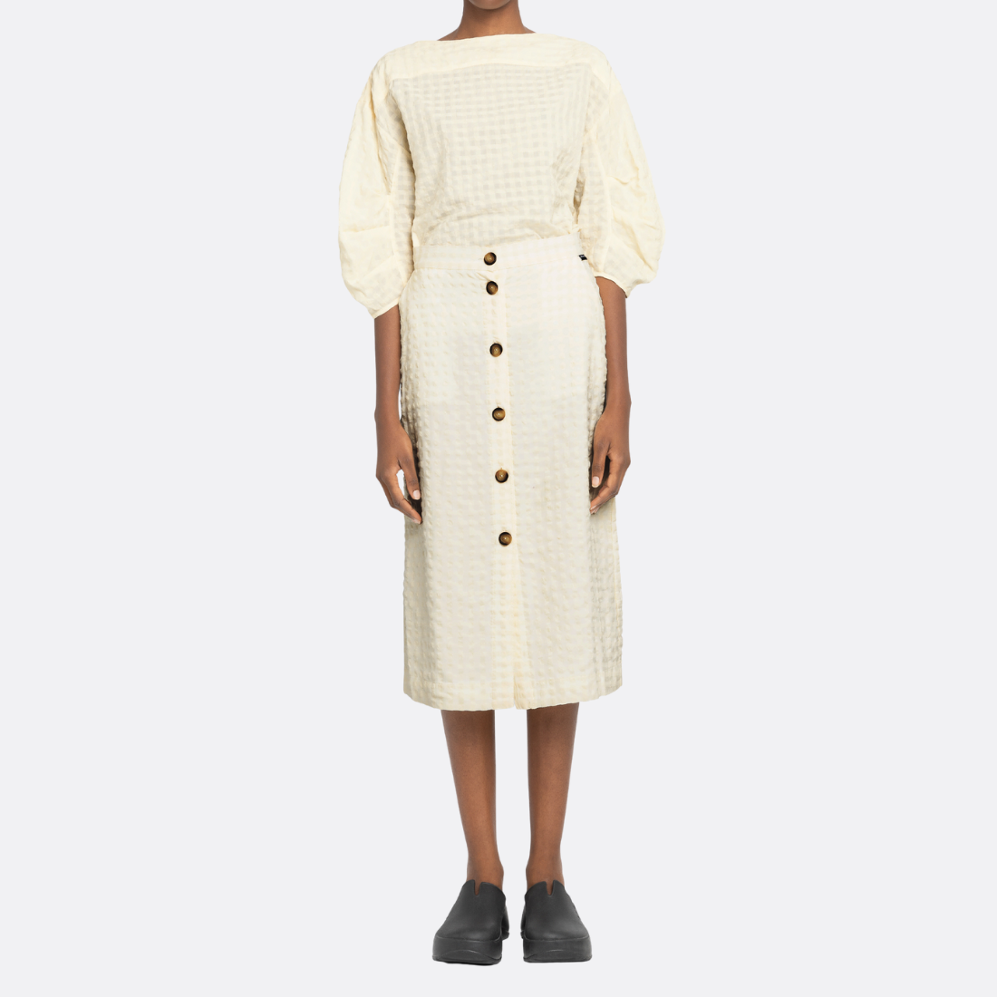 <PRODUCTTITLE> in Neutrals by Loreak Mendian.