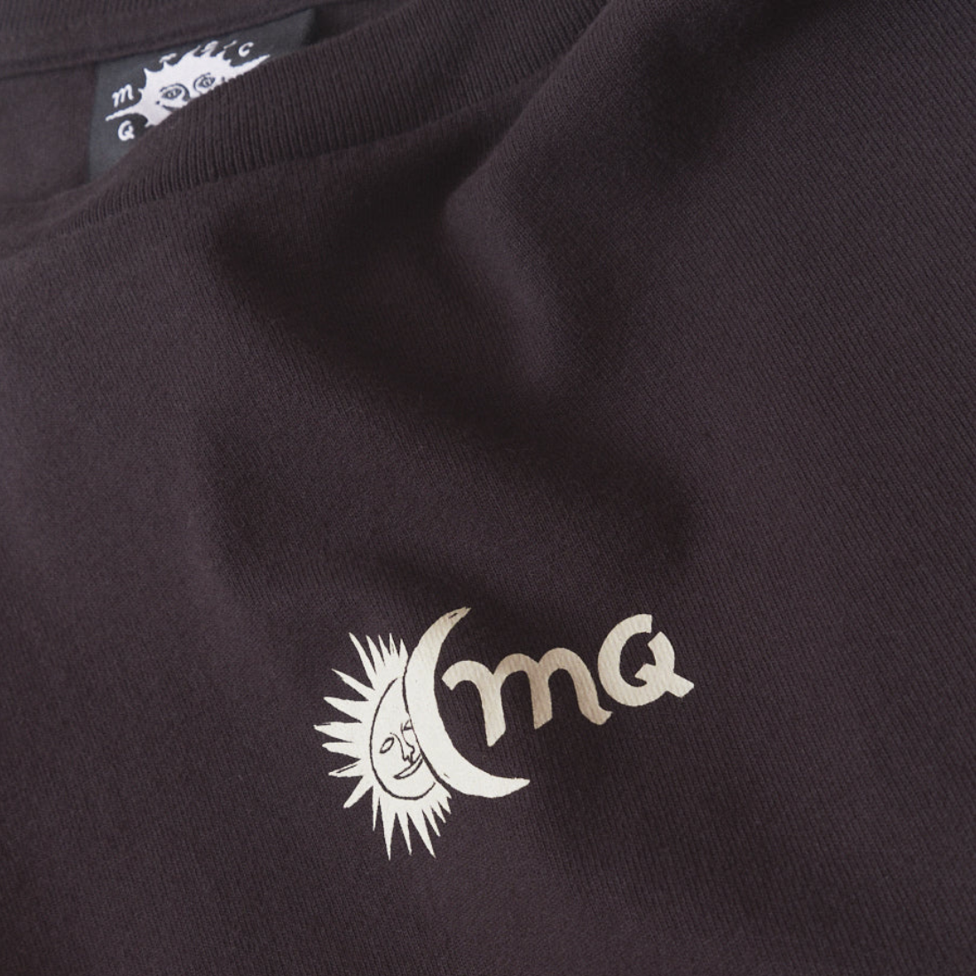 <PRODUCTTITLE> in Black by Magic Quiver.