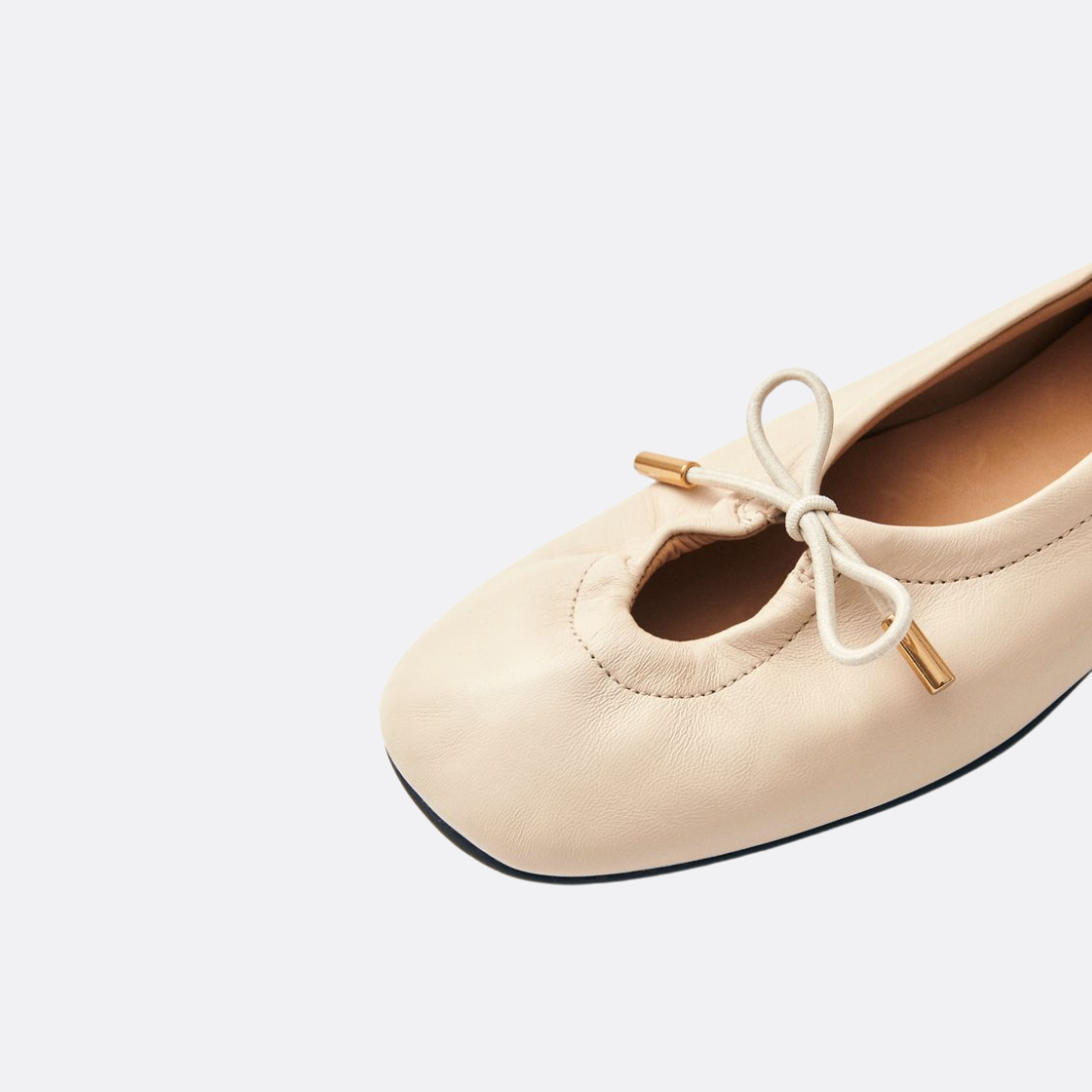 <producttitle> in Neutrals von Alohas.