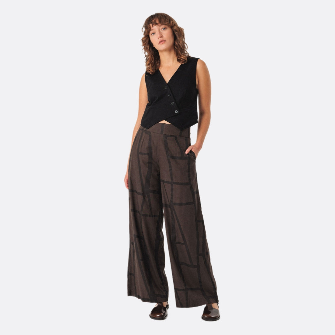 <PRODUCTTITLE> in Black by SKFK.