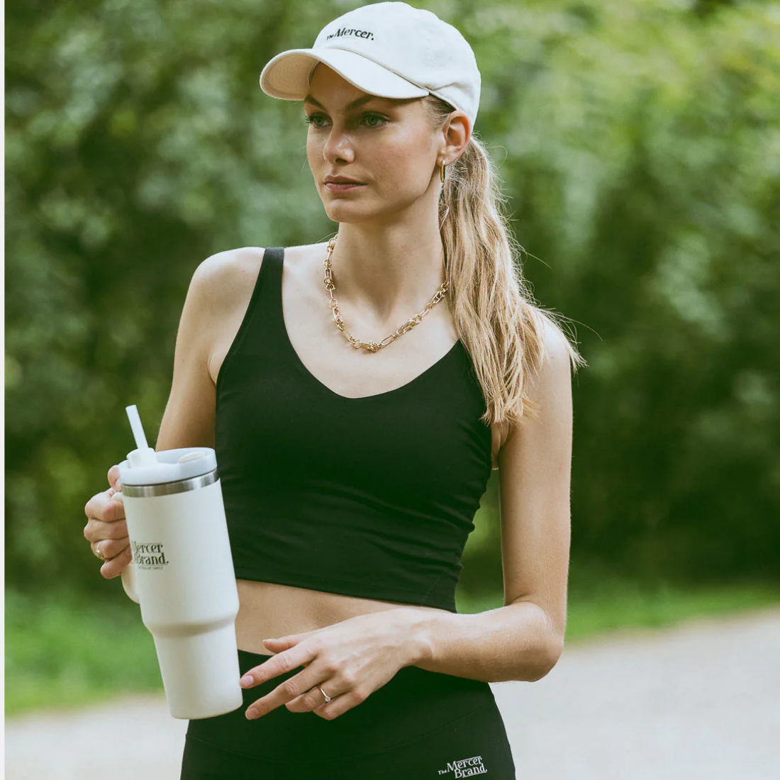 <PRODUCTTITLE> in White by Mercer.