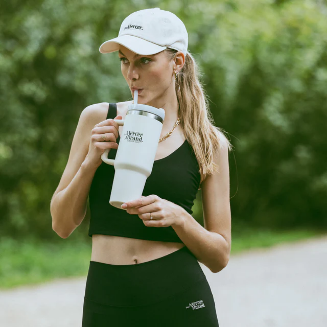 <PRODUCTTITLE> in White by Mercer.