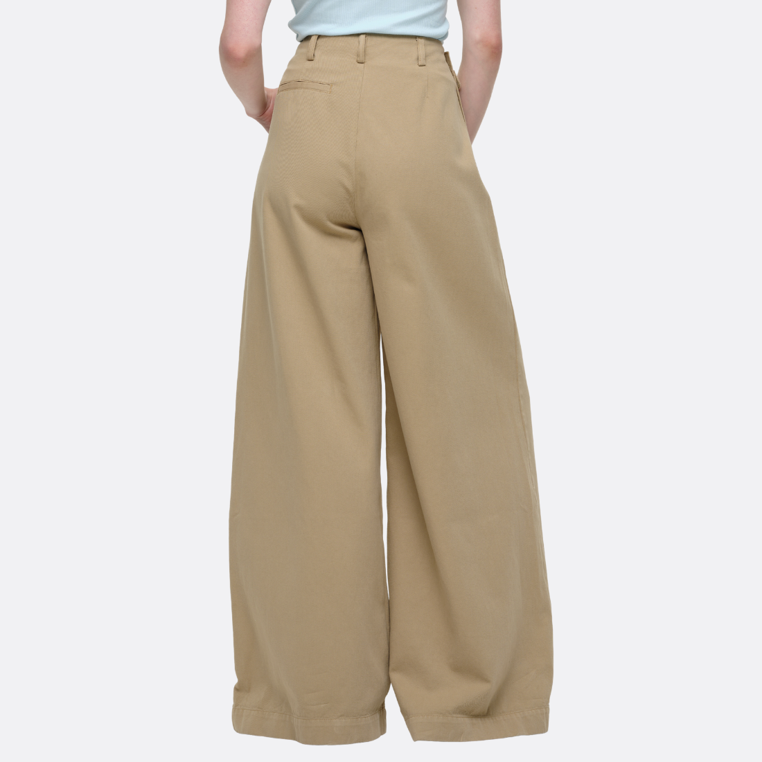<producttitle> in Beige von Our Sister.