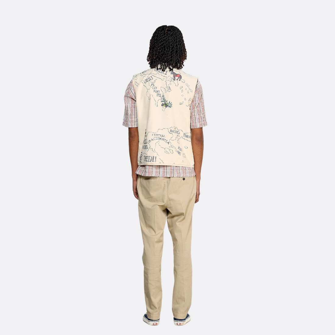 <PRODUCTTITLE> in White by Edmmond Studios.