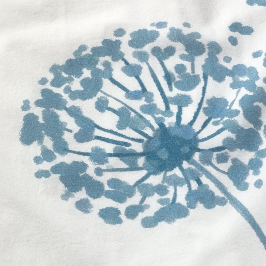 <PRODUCTTITLE> in White by Thinking Mu.