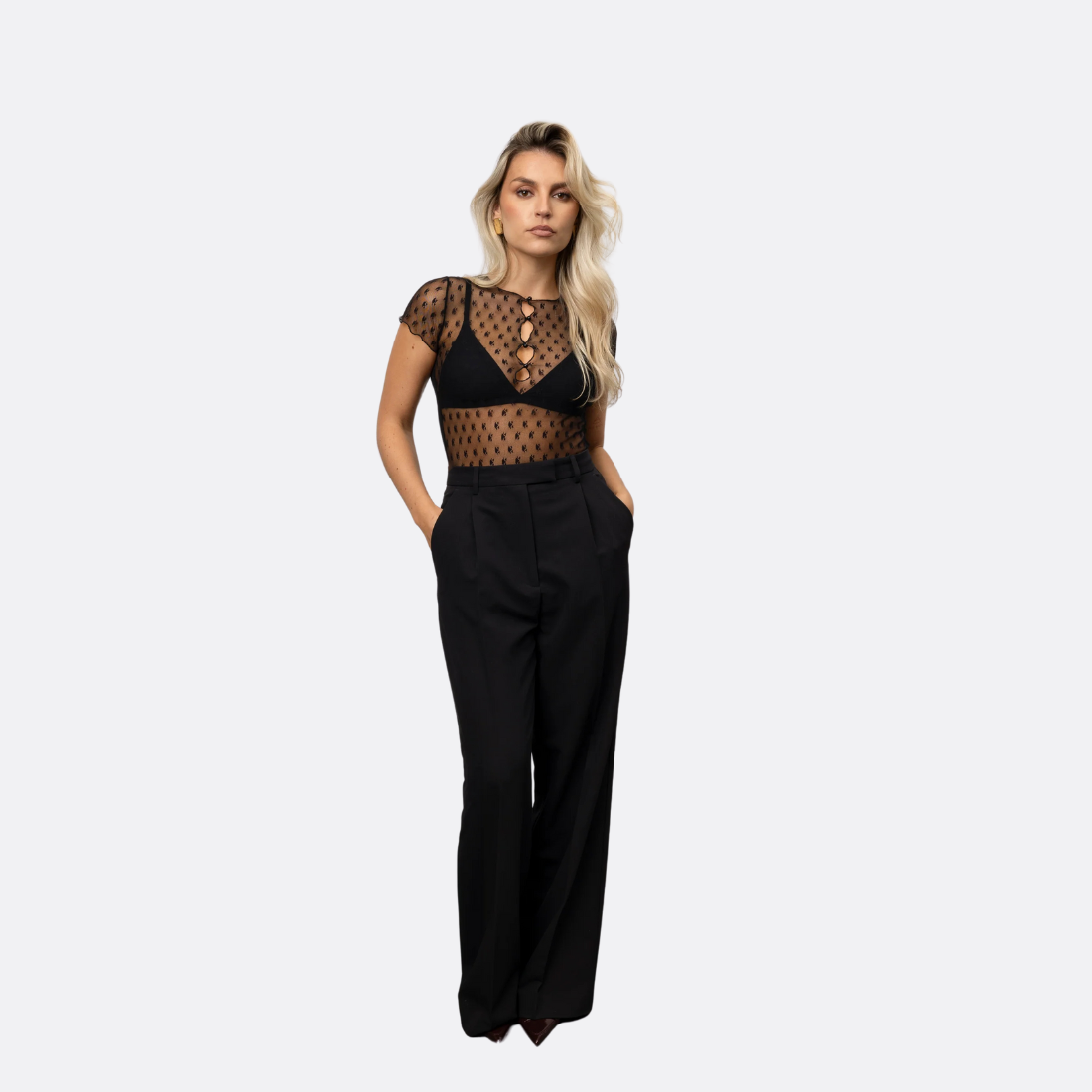 <PRODUCTTITLE> in Black by Guaja.