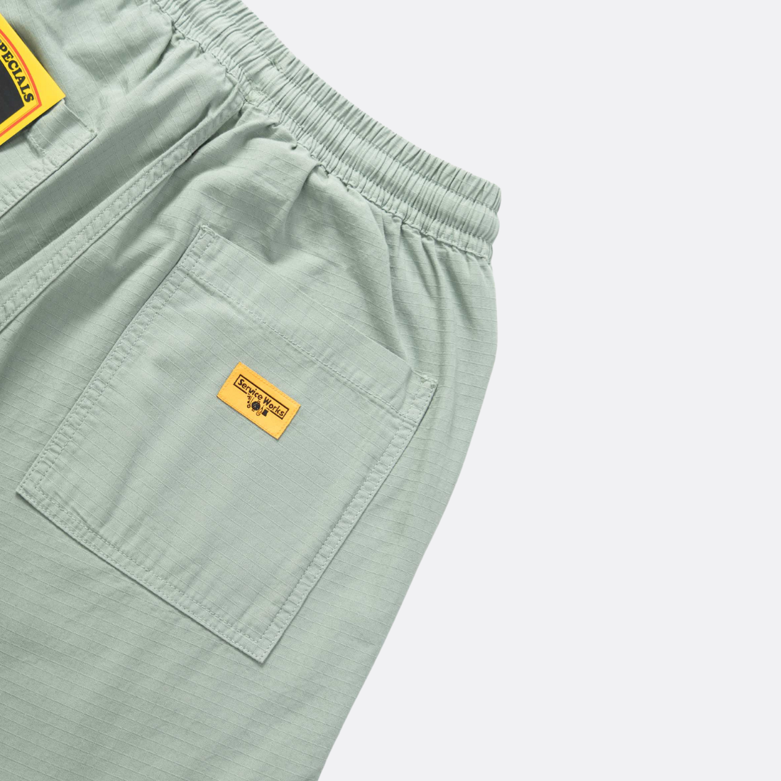 <producttitle> en verde por Service Work.