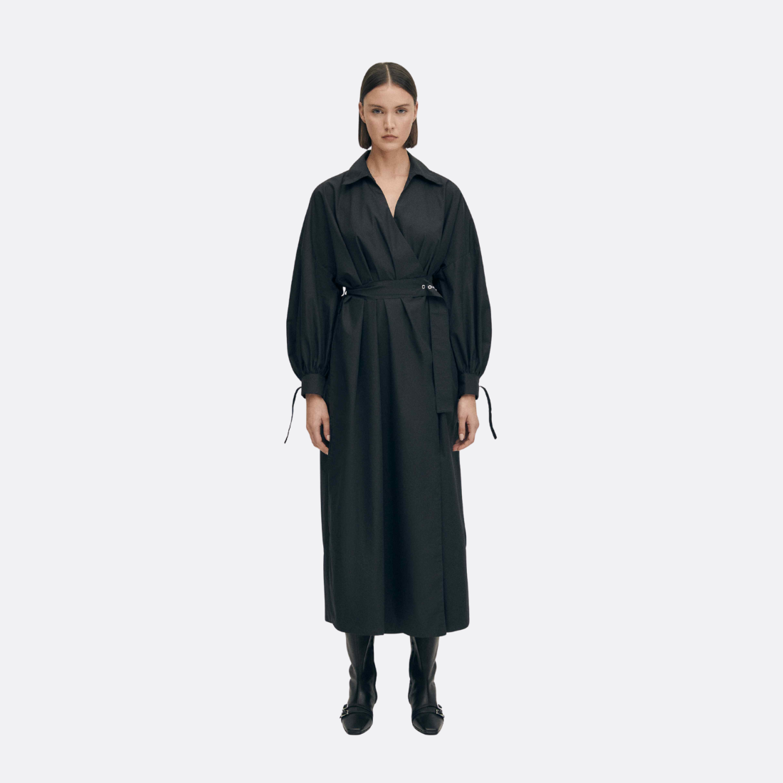 <PRODUCTTITLE> in Black by Alohas.