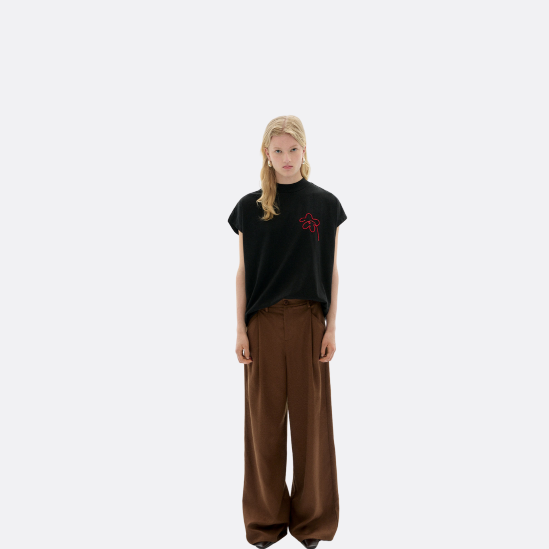 <PRODUCTTITLE> in Black by Thinking Mu.