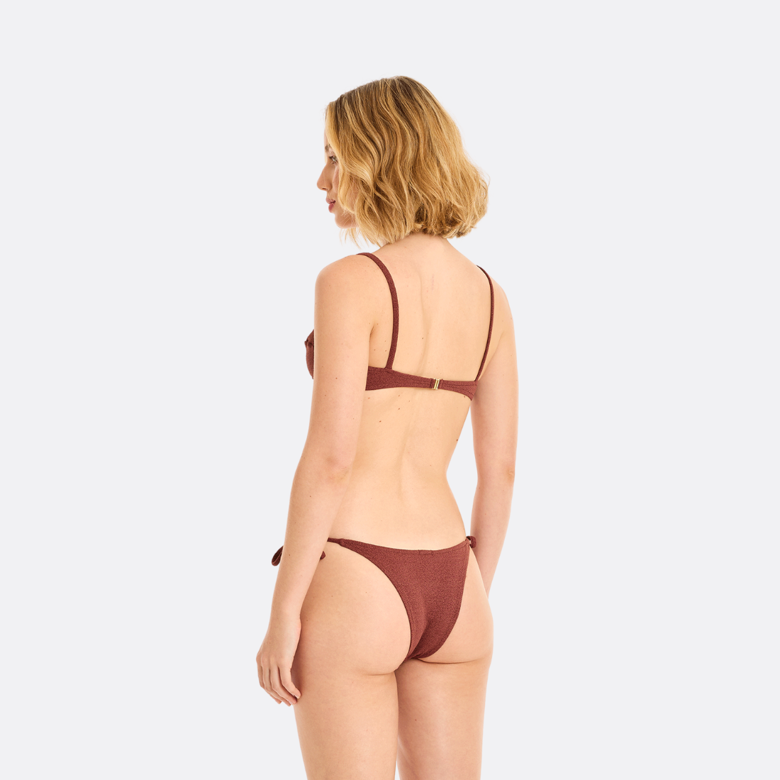 <PRODUCTTITLE> in Brown by Loja 3.