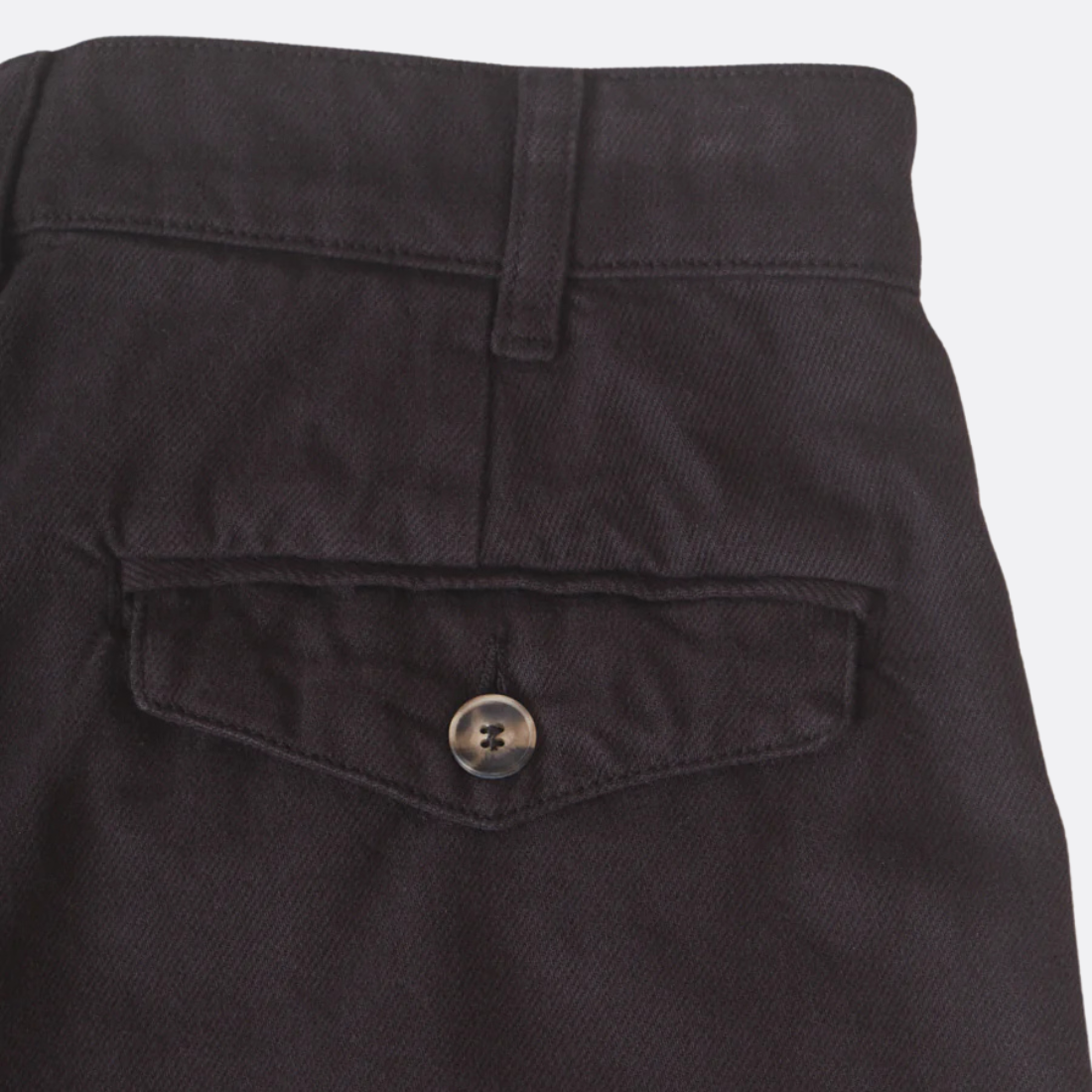 <PRODUCTTITLE> in Black by Magic Quiver.