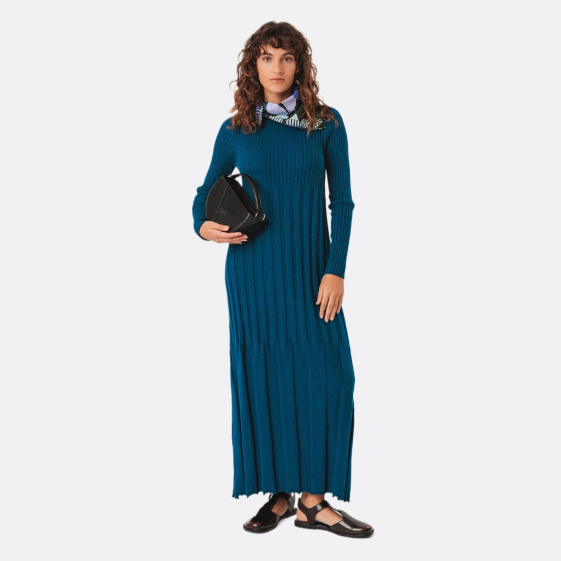 <PRODUCTTITLE> in Black by SKFK.