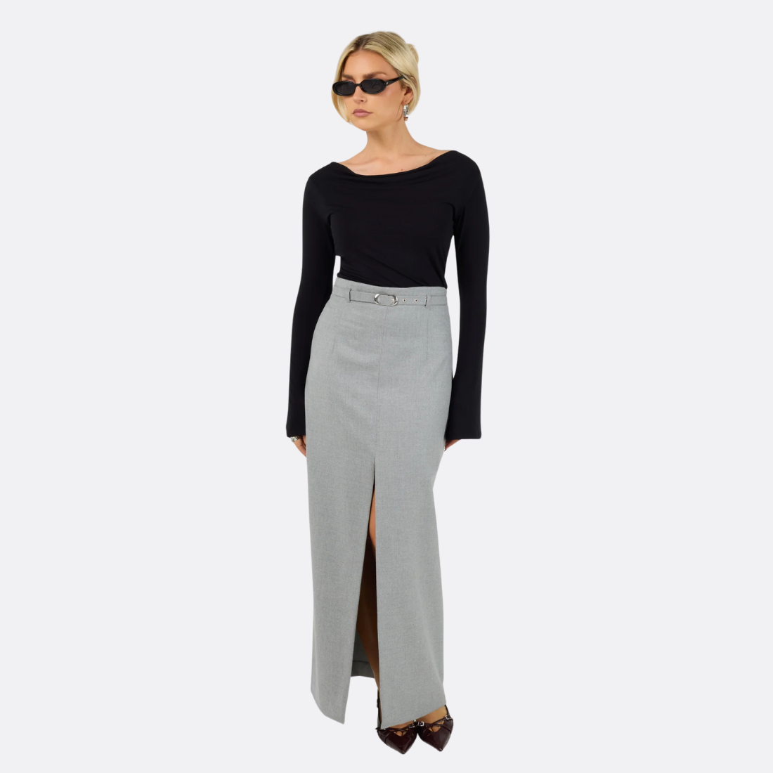 <PRODUCTTITLE> in Black by Guaja.