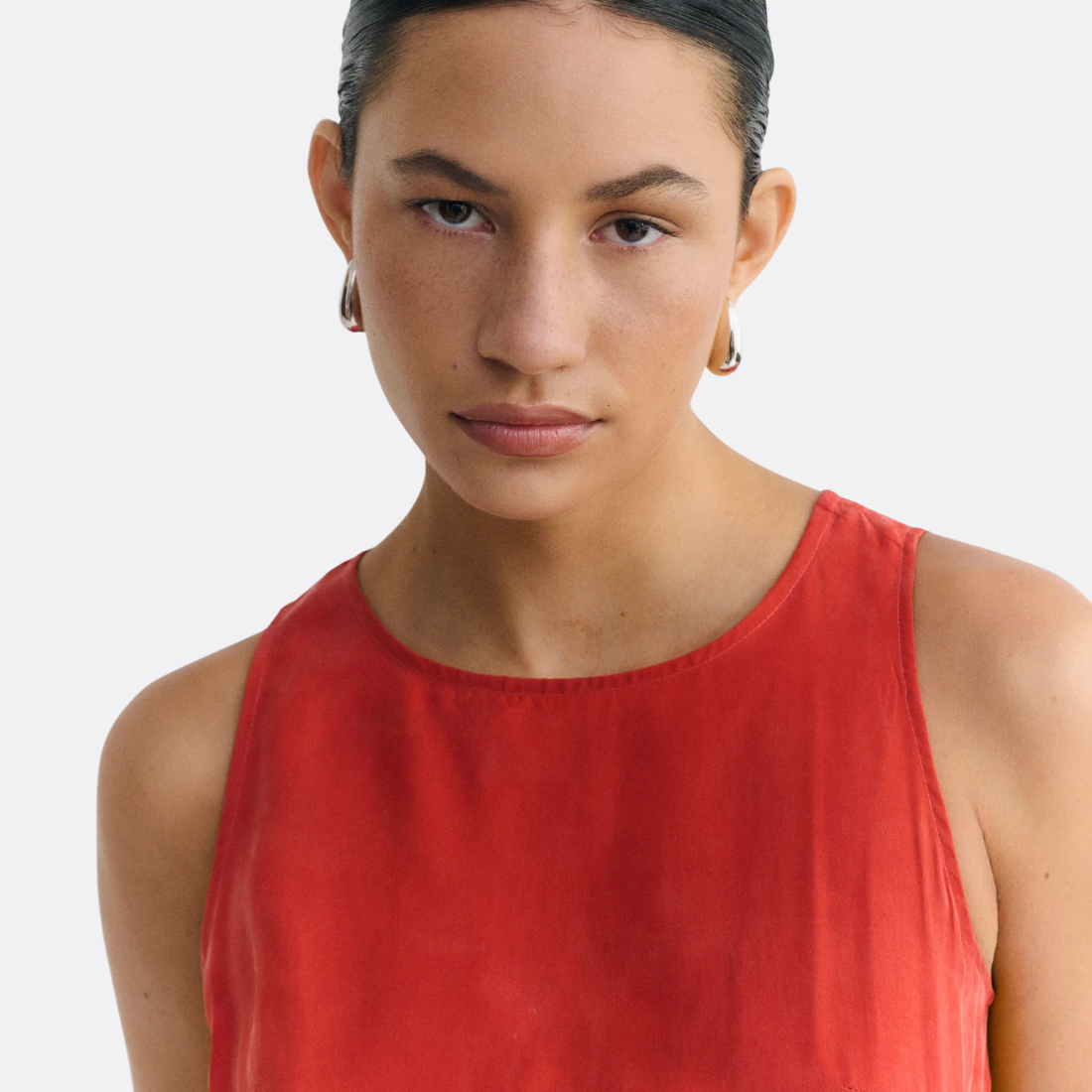 <PRODUCTTITLE> in Red by Thinking Mu.