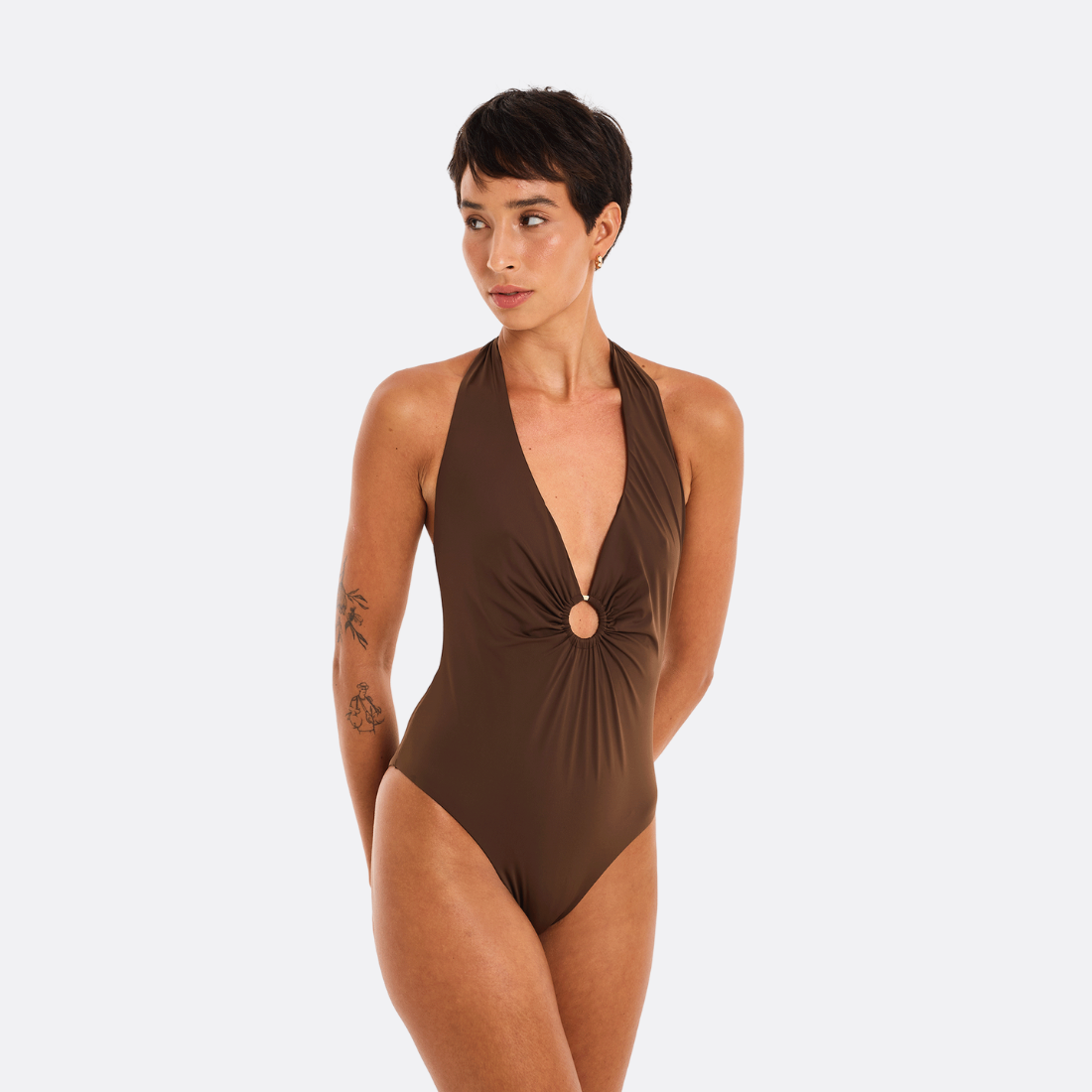 <PRODUCTTITLE> in Brown by Loja 3.