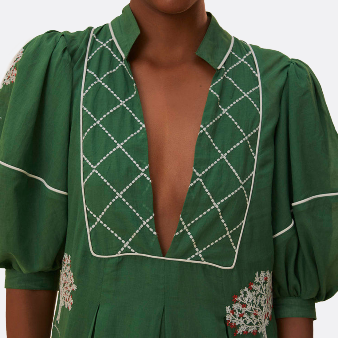 <PRODUCTTITLE> in Green by FARM RIO.