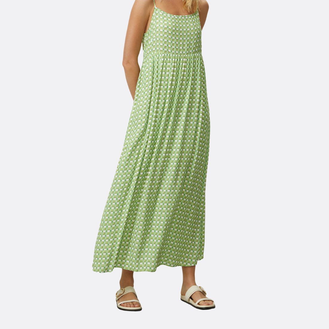 <PRODUCTTITLE> in Green by Shoulder.