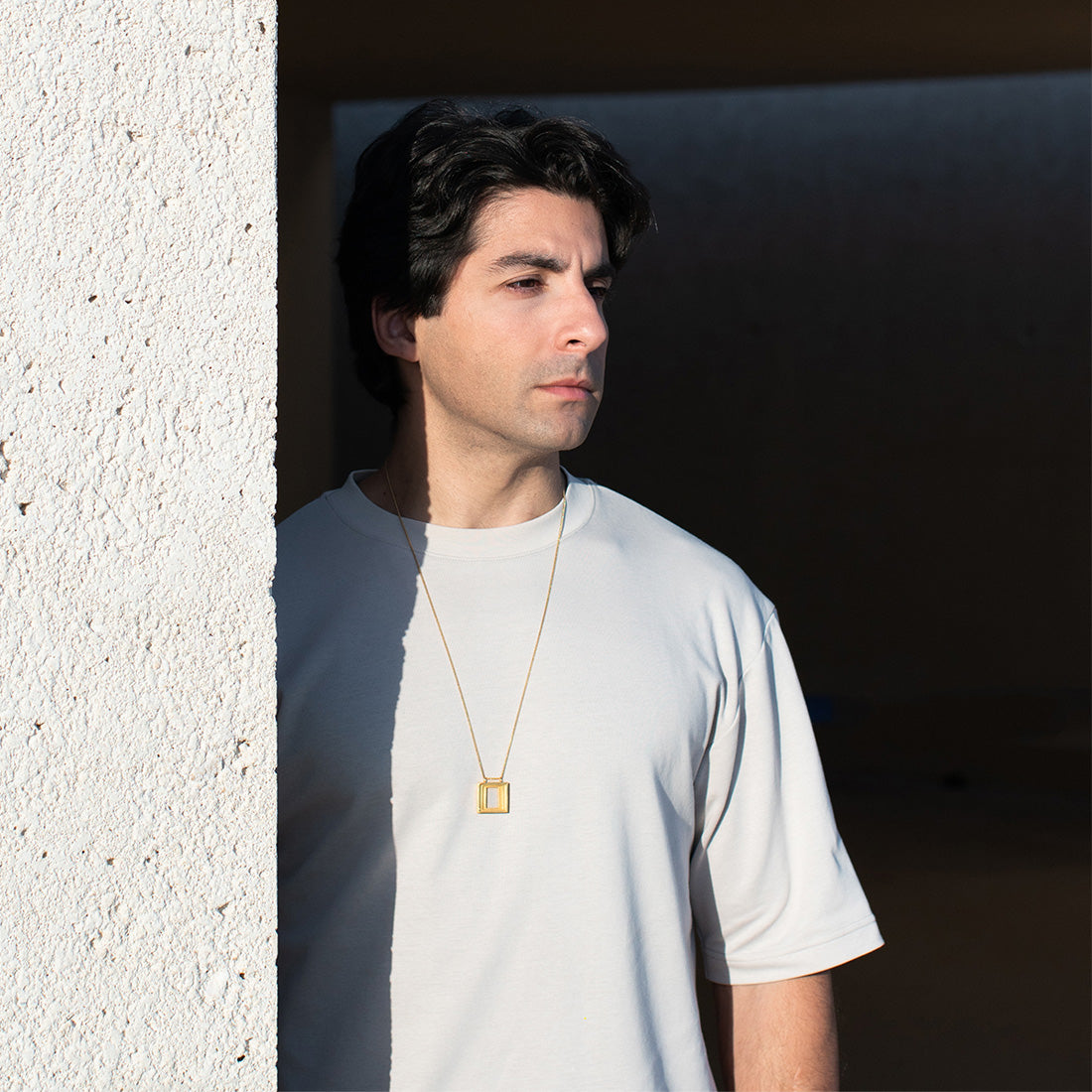 <PRODUCTTITLE> in Golden by ESQUIVEL.
