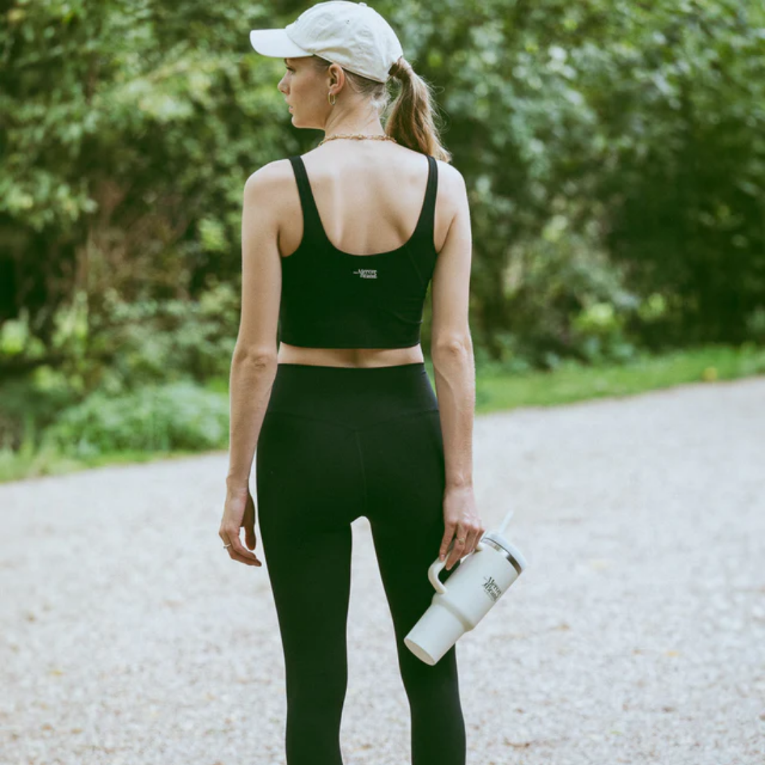 <PRODUCTTITLE> in White by Mercer.