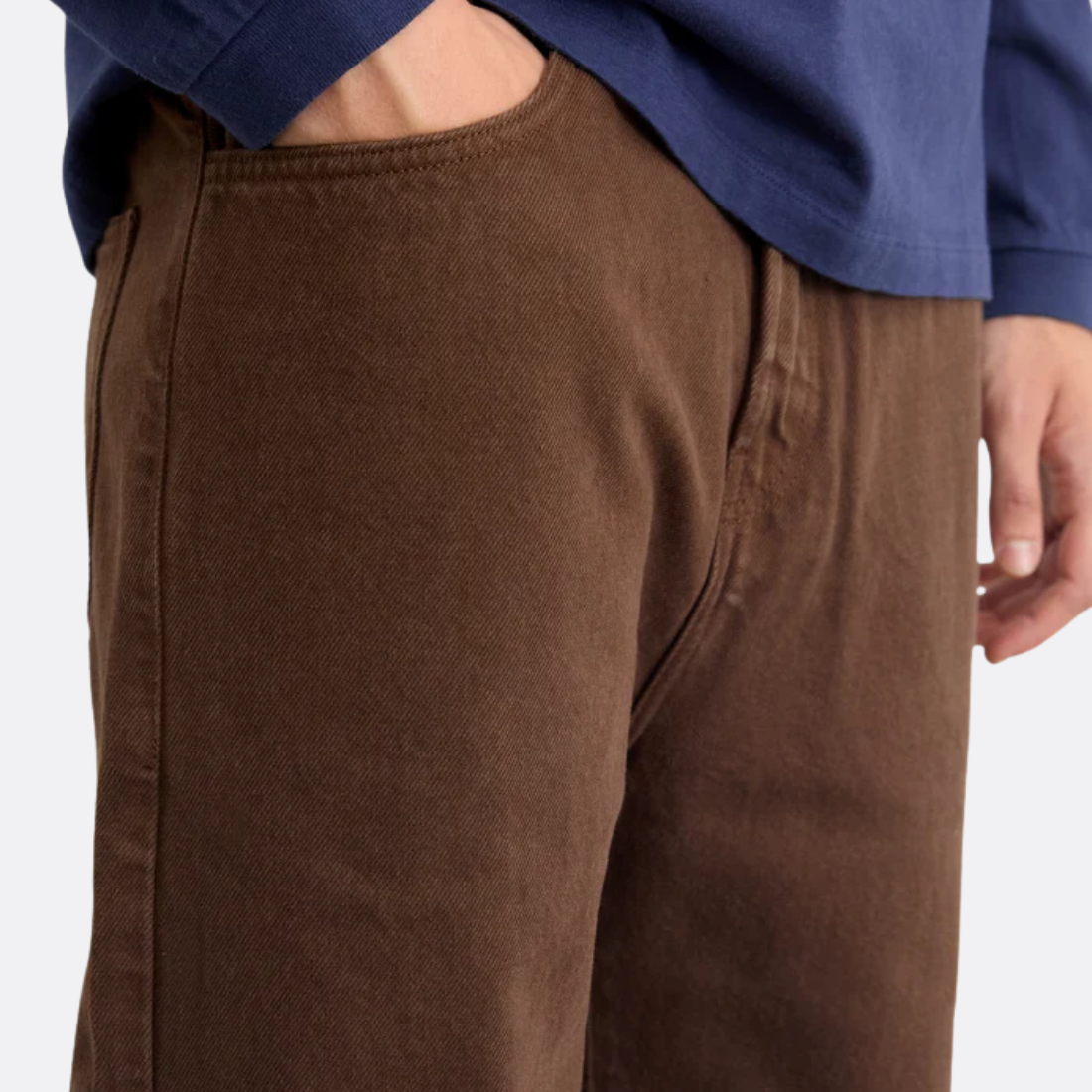 <PRODUCTTITLE> in Brown by Edmmond Studios.