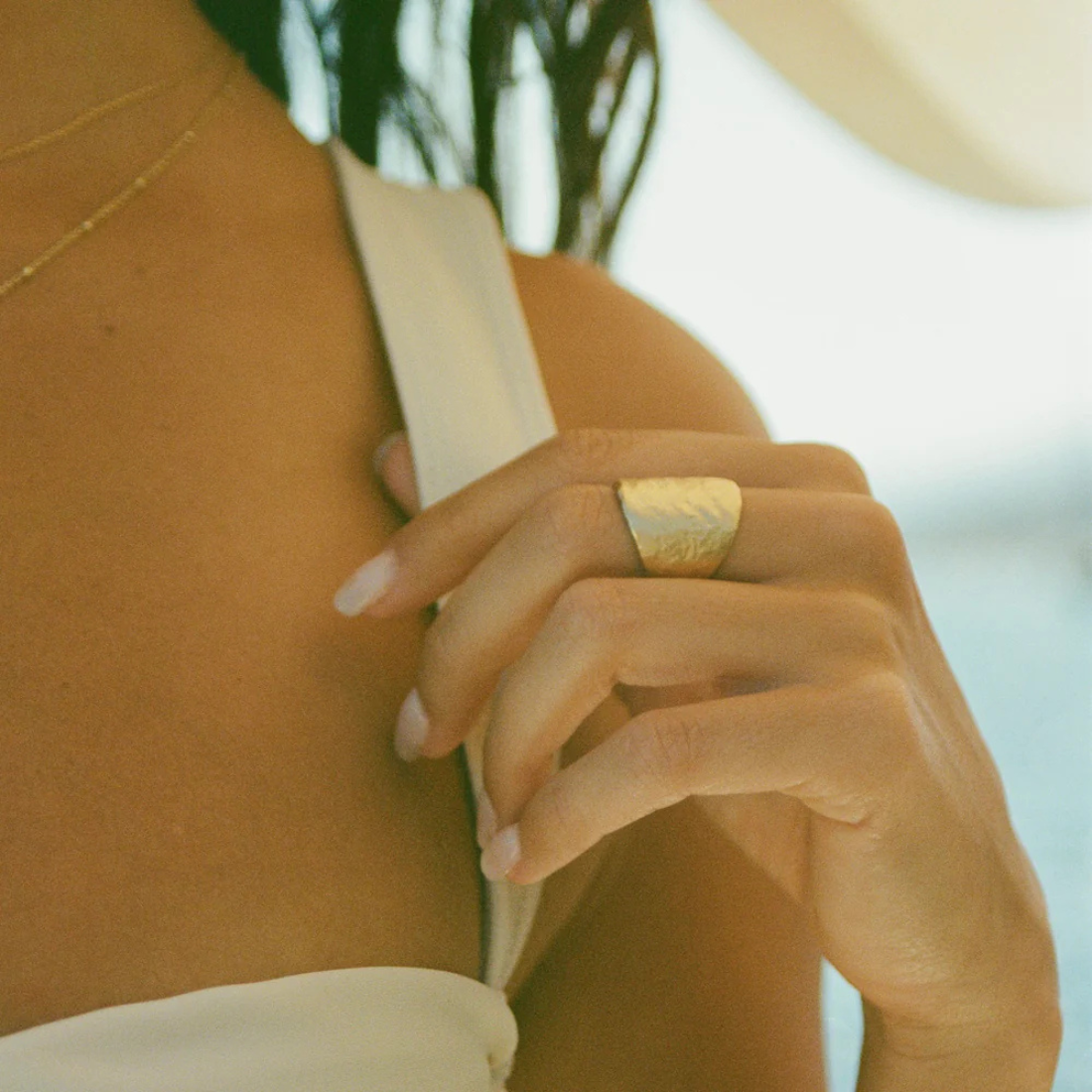 <PRODUCTTITLE> in Golden by Agapée.