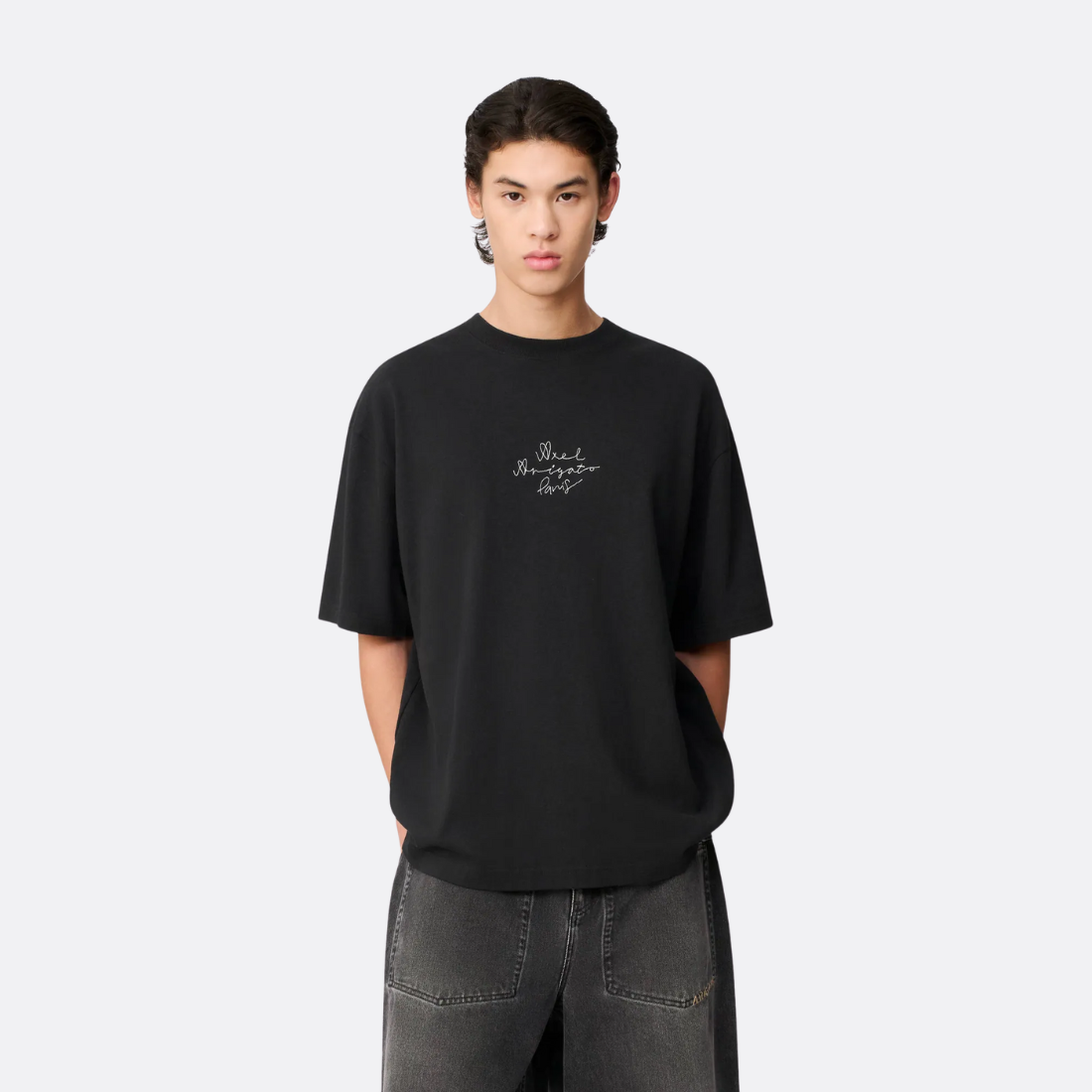 <producttitle> in Schwarz von Axel Arigato.