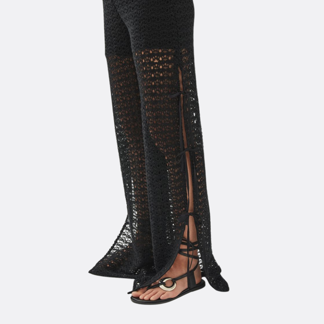 <PRODUCTTITLE> in Black by Alohas.