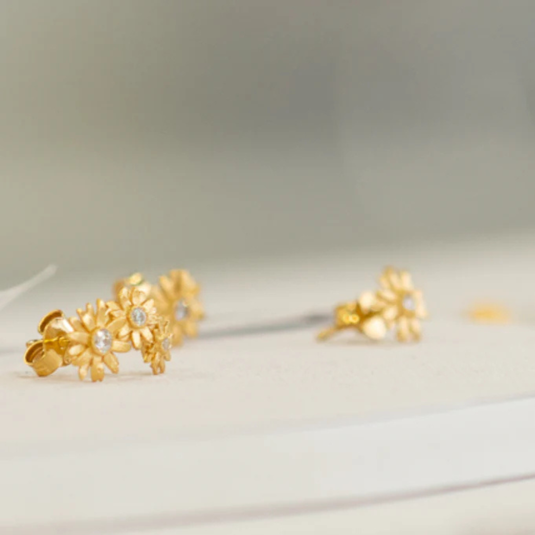 <PRODUCTTITLE> in Neutrals by Sopro Jewellery.