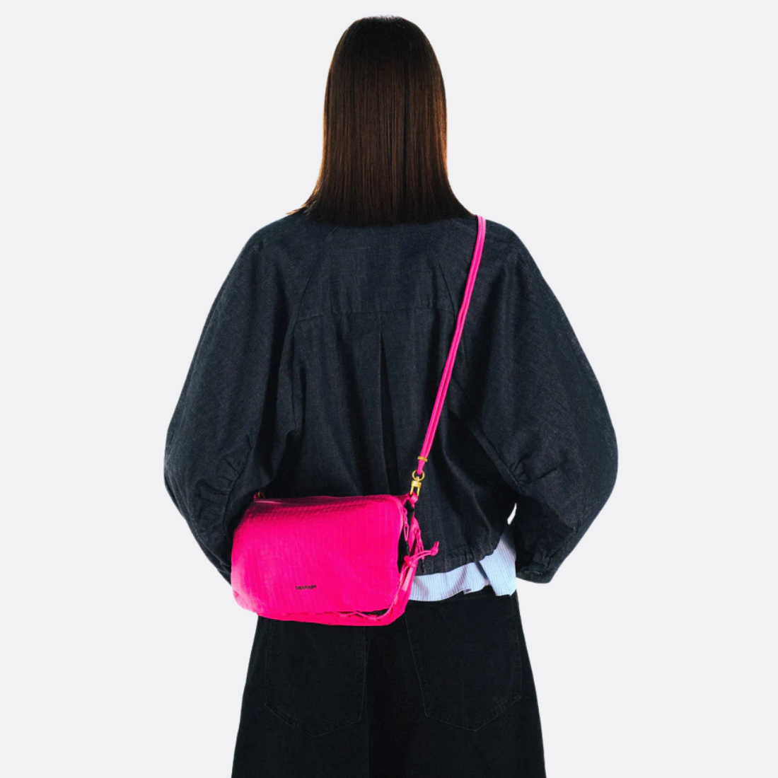 <PRODUCTTITLE> in Black by Topologie.