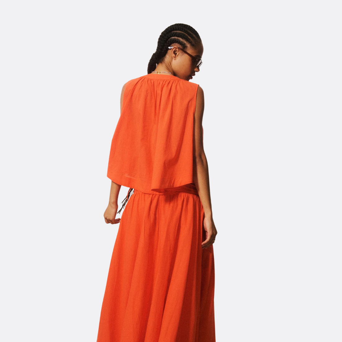 <PRODUCTTITLE> in Orange by FRNCH.