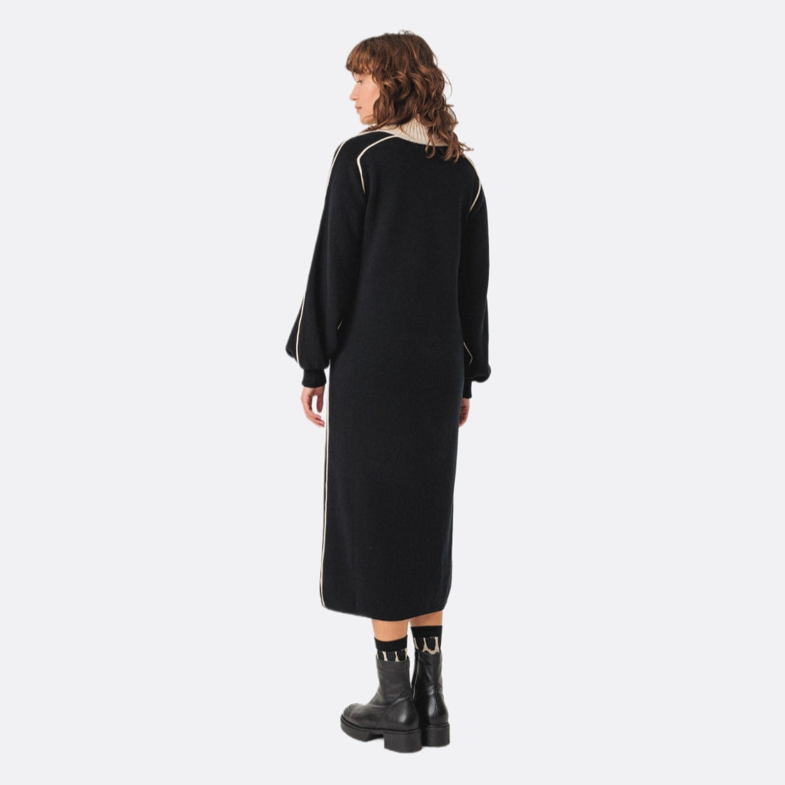 <PRODUCTTITLE> in Black by SKFK.
