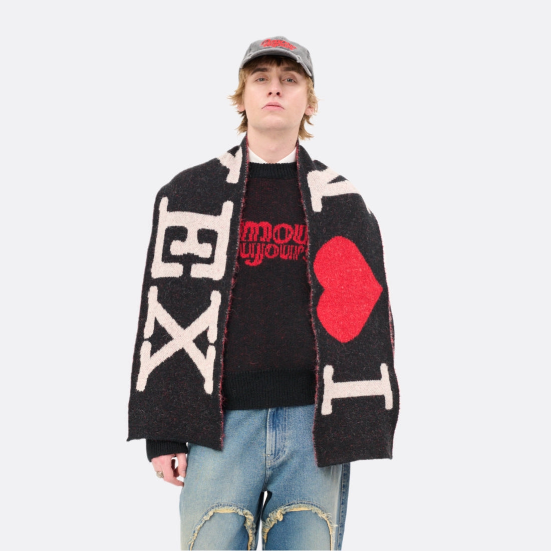 <PRODUCTTITLE> in Black by Carne Bollente.