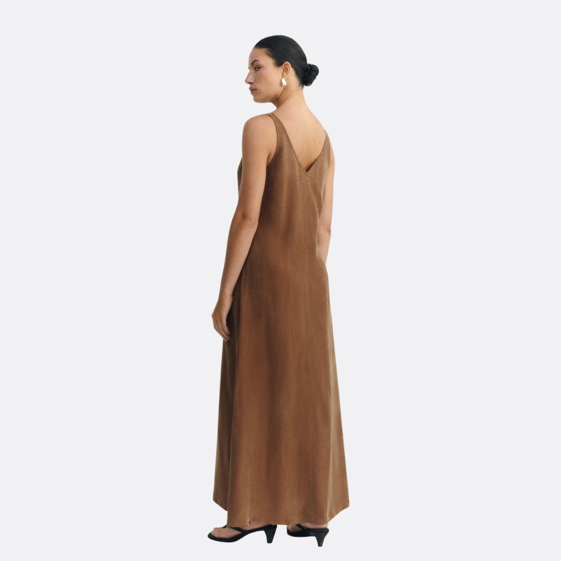 <PRODUCTTITLE> in Brown by Thinking Mu.