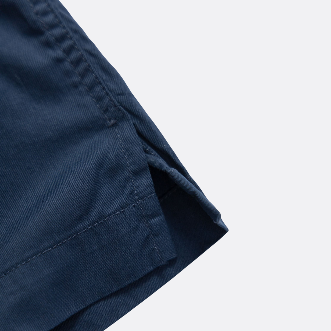 <producttitle> in Blau von Service Work.