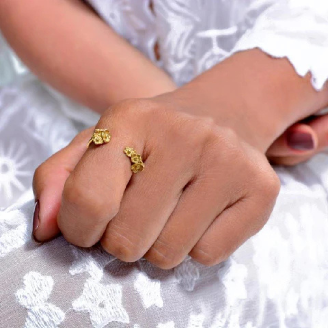 <PRODUCTTITLE> in Golden by Sopro Jewellery.