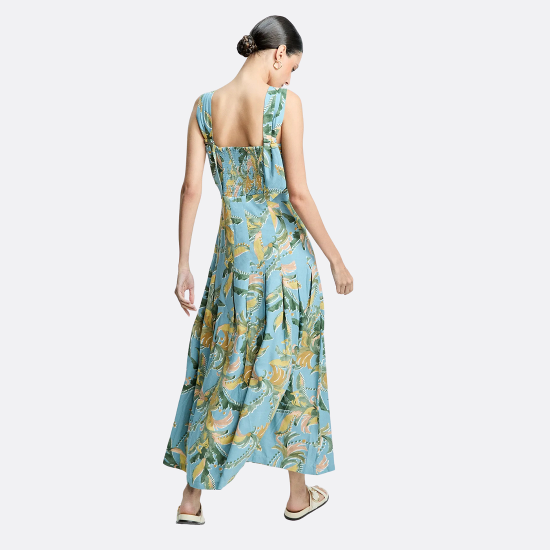 <PRODUCTTITLE> in Blue by Shoulder.