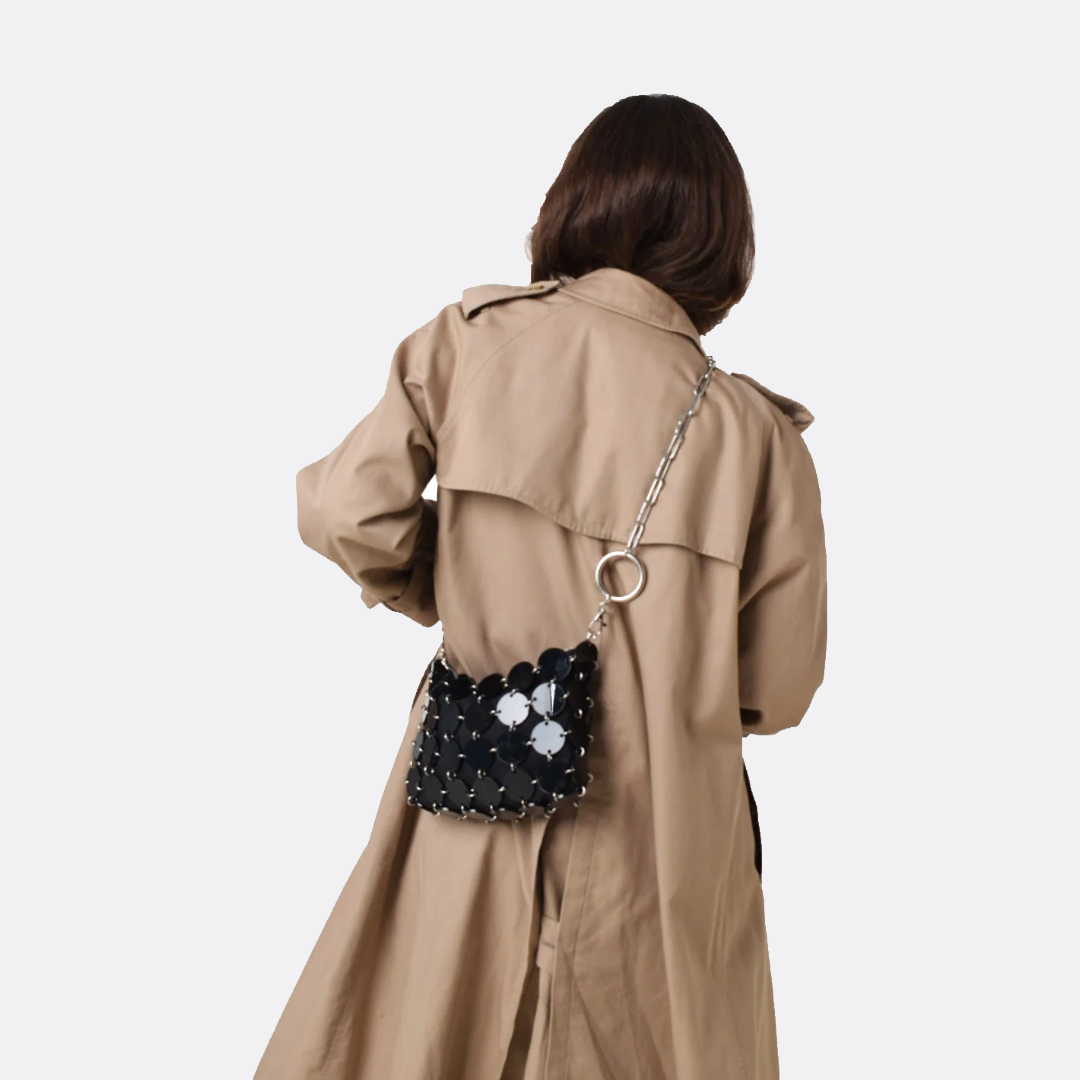 <PRODUCTTITLE> in Black by MAS 1.