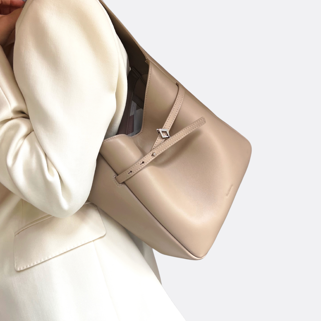 <PRODUCTTITLE> in Neutrals by That Thereby.