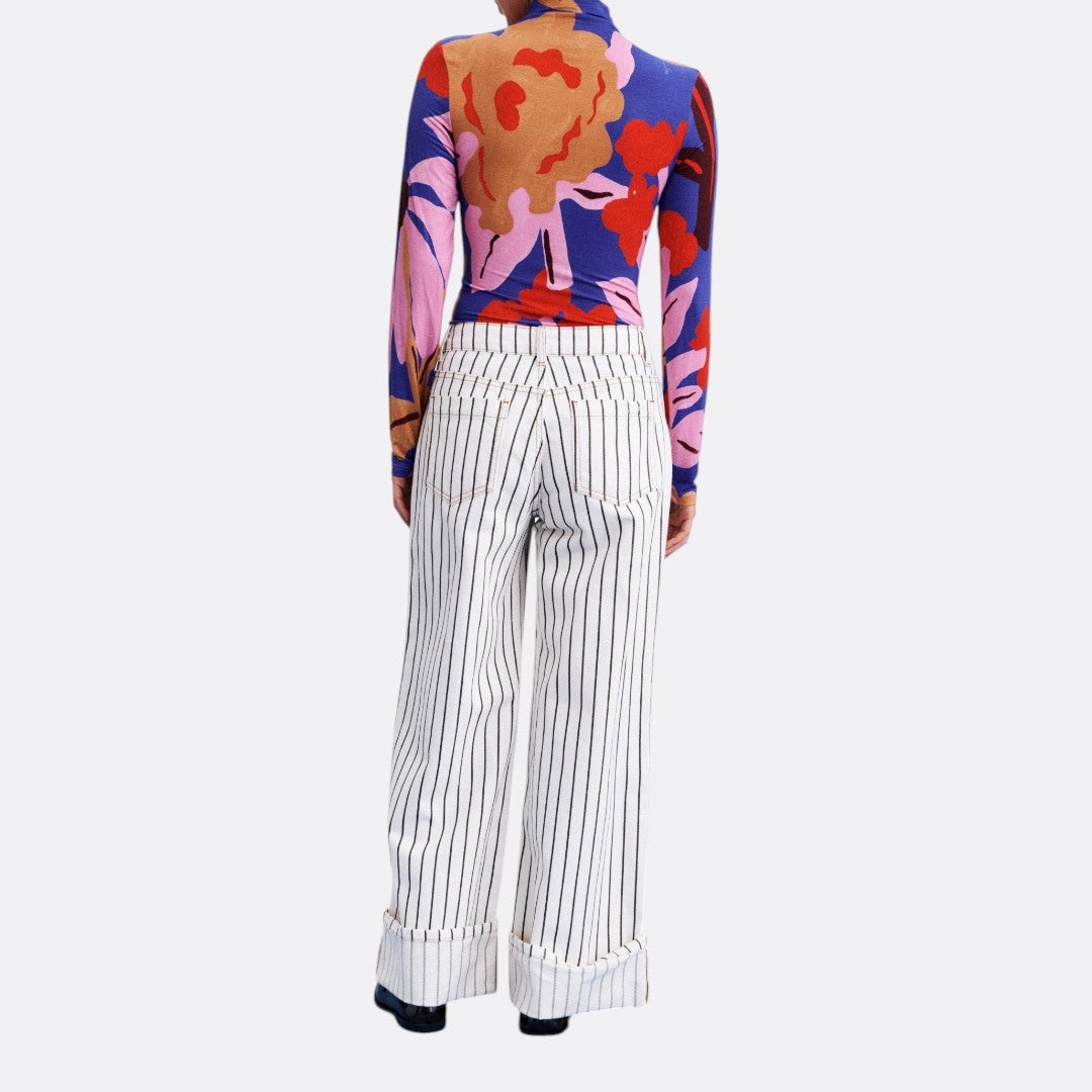 <PRODUCTTITLE> in Beige by FRNCH.