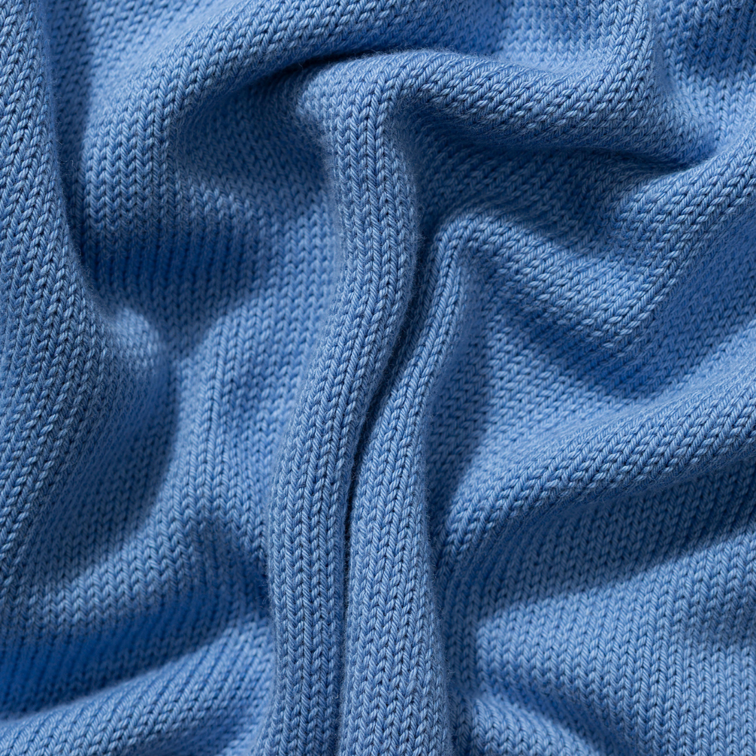 <PRODUCTTITLE> in Blue by Edmmond Studios.