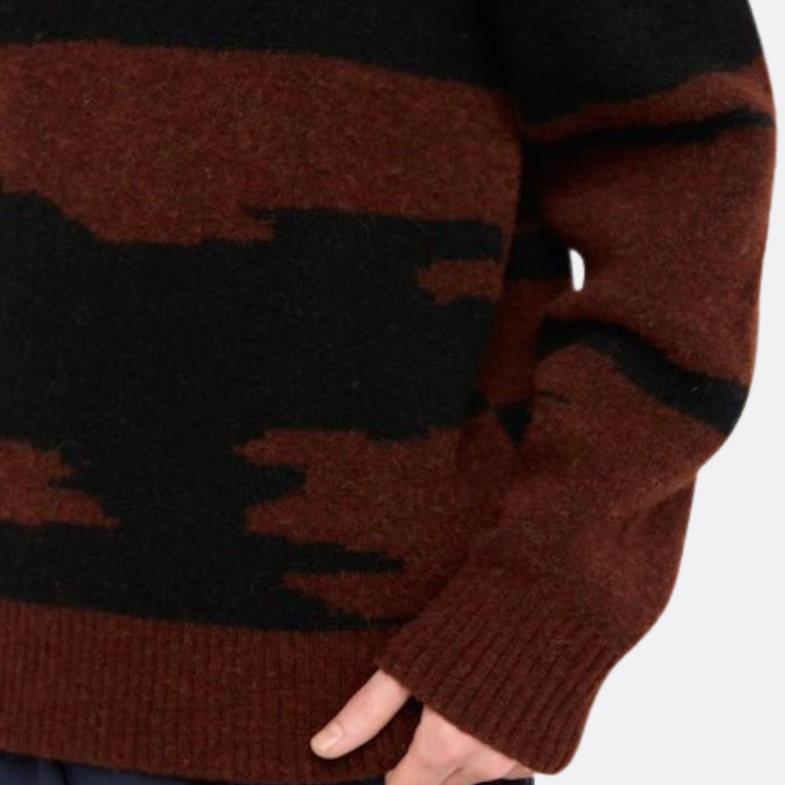 <PRODUCTTITLE> in Brown by Castart.