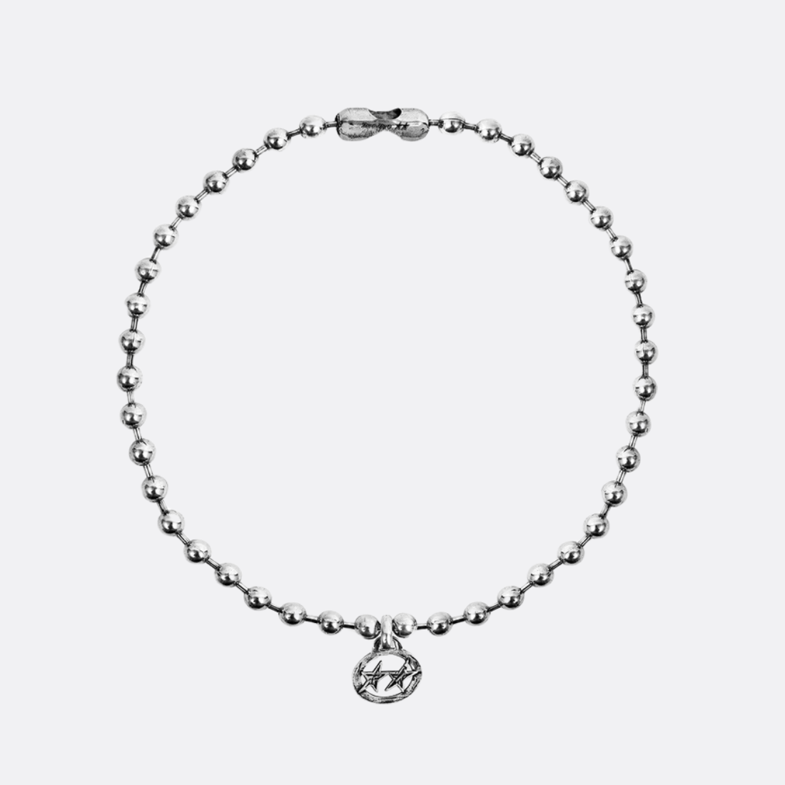<PRODUCTTITLE> in Silver by TwoJeys.
