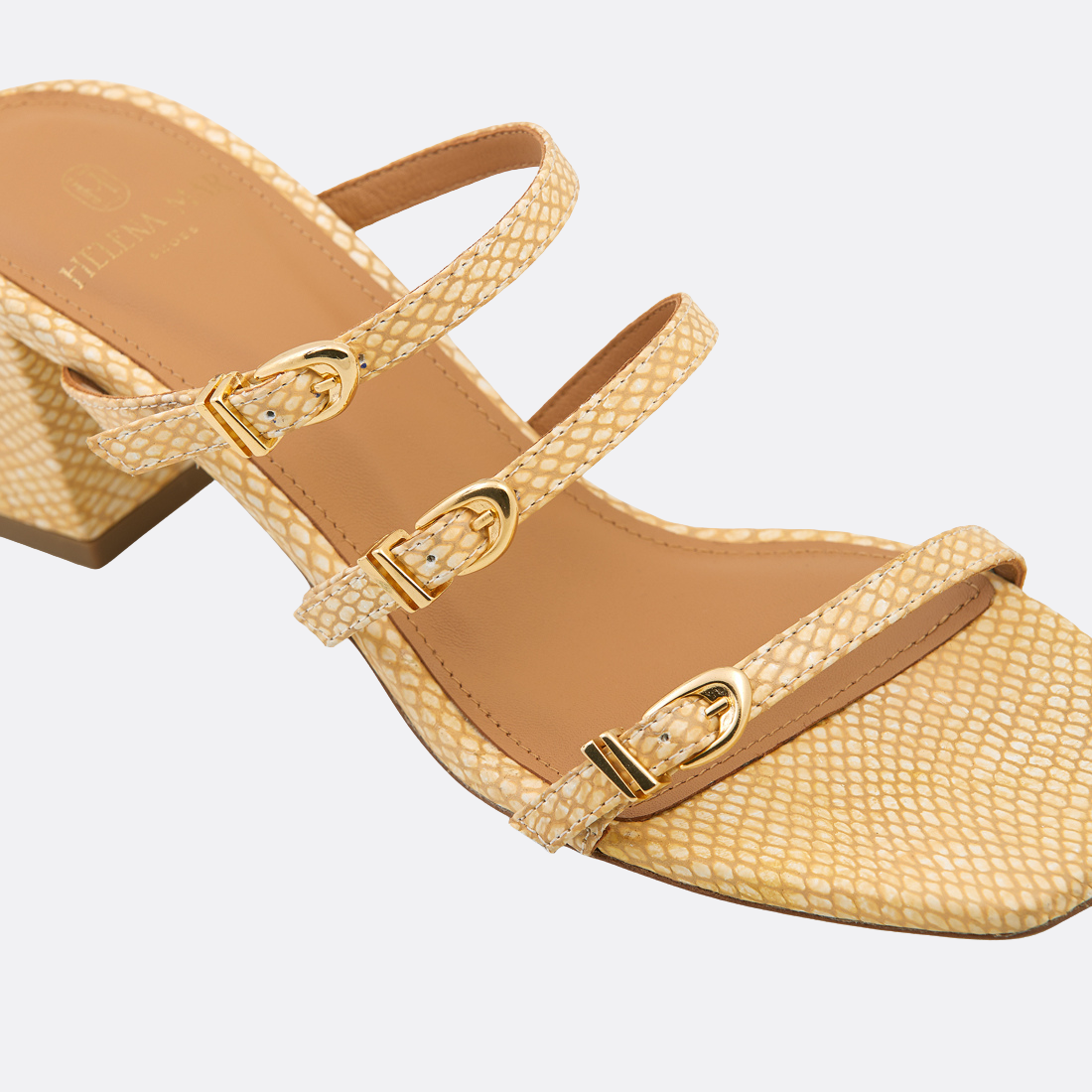 <PRODUCTTITLE> in Yellow by Helena Mar.
