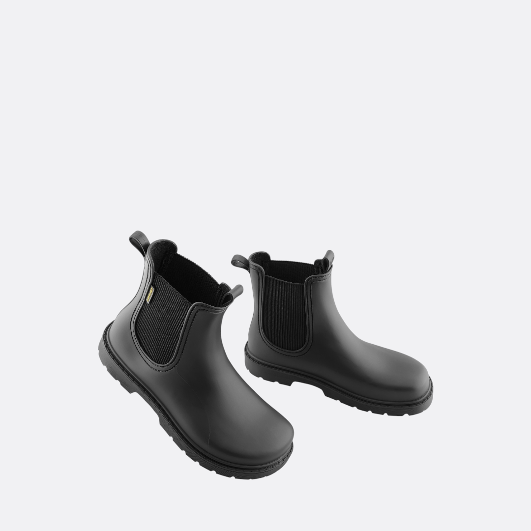 <PRODUCTTITLE> in Black by Lemon Jelly.