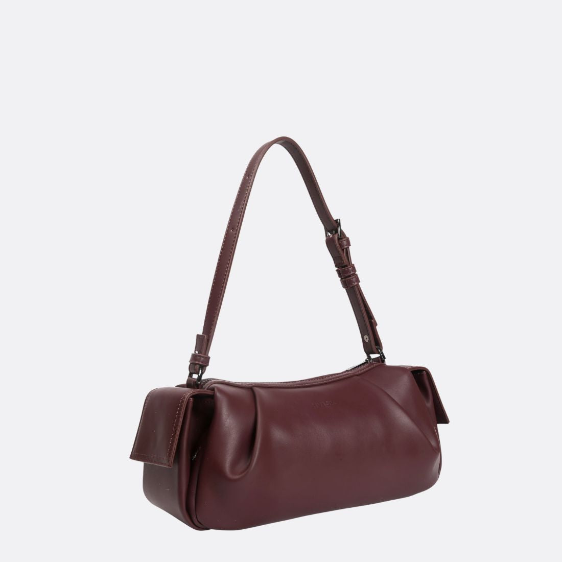 <PRODUCTTITLE> in Brown by Hvisk.