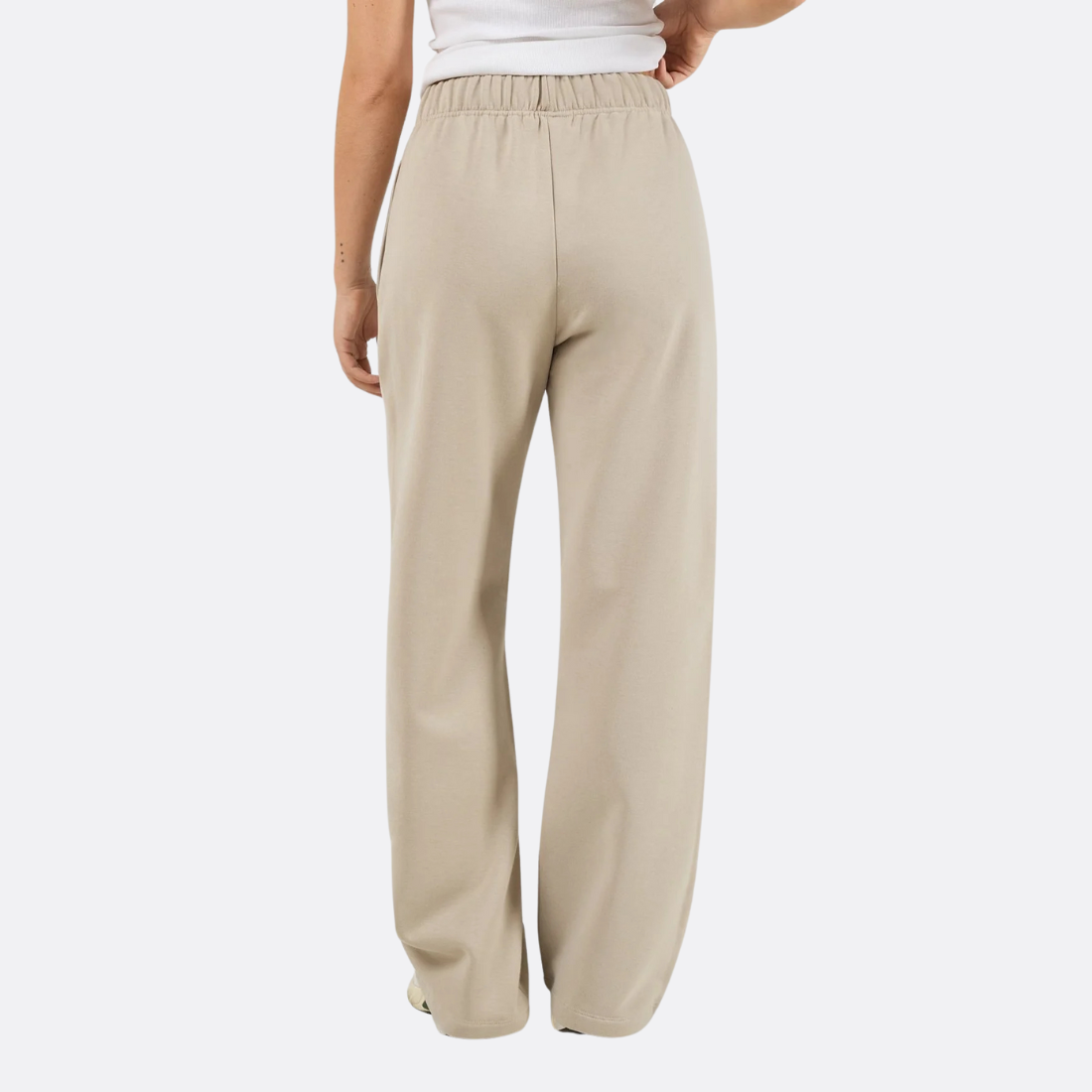 <PRODUCTTITLE> in Neutrals by Guaja.