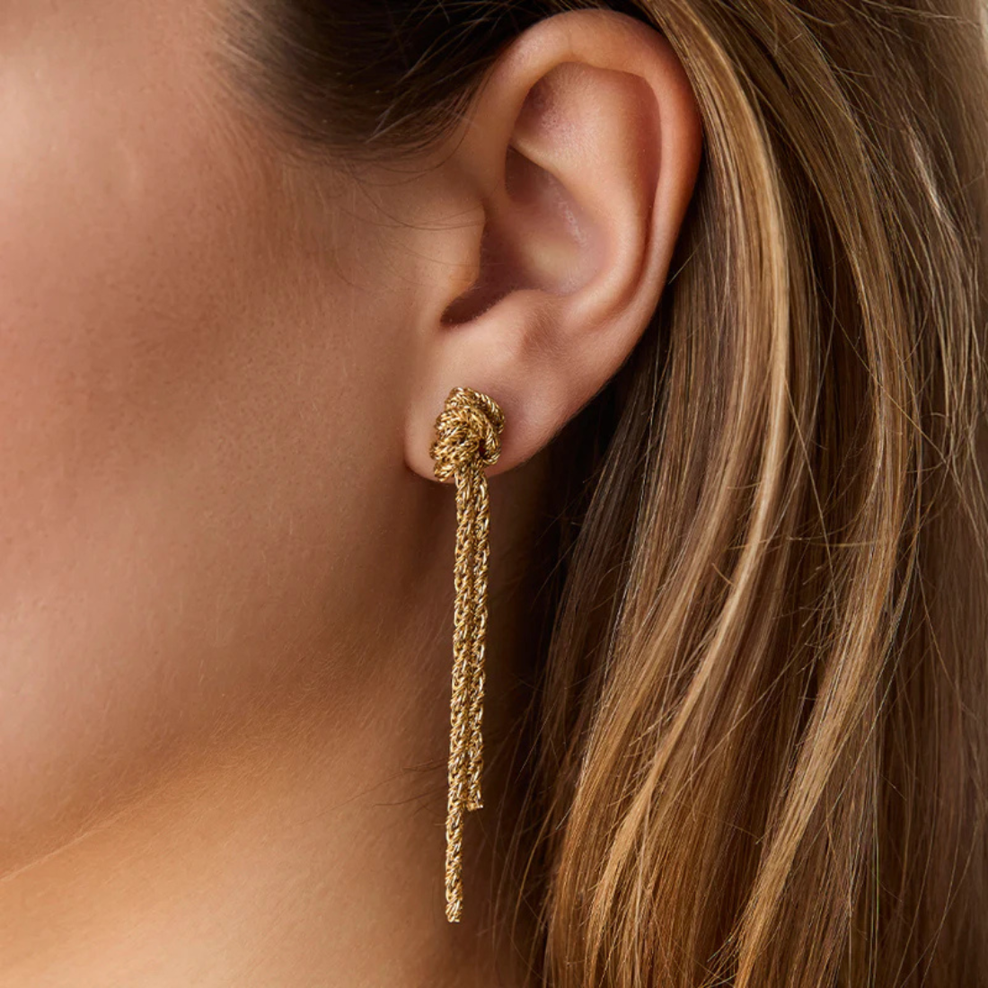<PRODUCTTITLE> in Golden by Agapée.