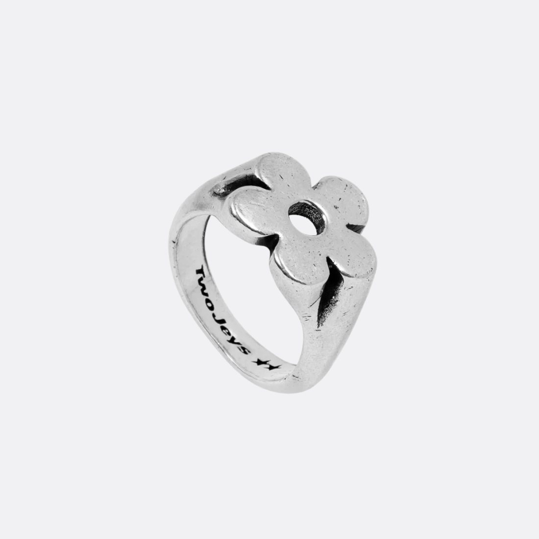 <PRODUCTTITLE> in Silver by TwoJeys.
