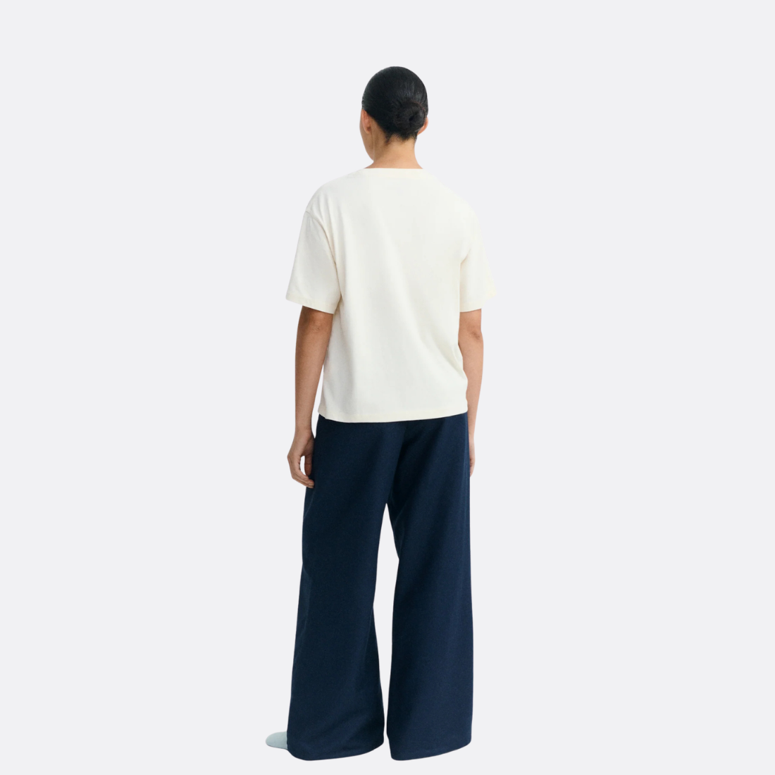 <producttitle> in Neutrals von Thinking Mu.